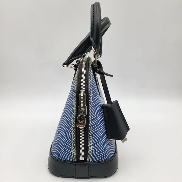 LOUIS VUITTON Alma BB 2way Bag Epi Leather Water Ripple Shell, Authentic w/COA.. - Picture 4 of 16